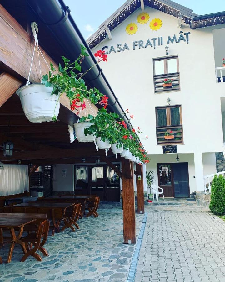 莫伊塞 Casa Fratii Mat酒店 外观 照片